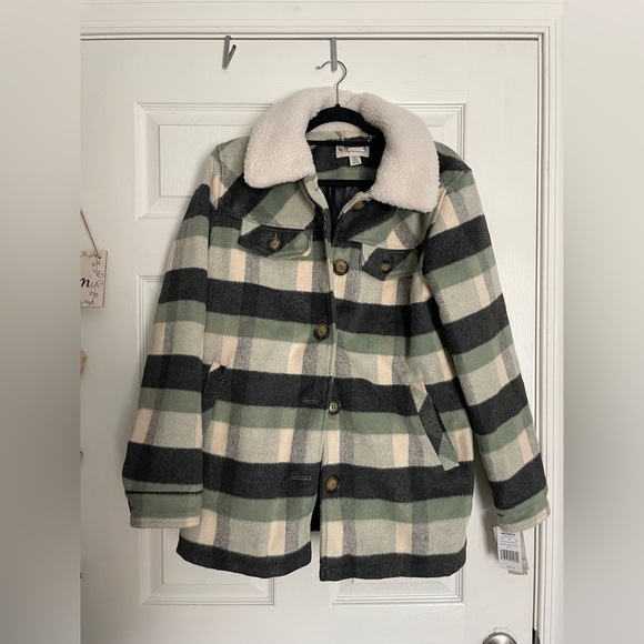Koolaburra Plaid Jacket in Green and Cream NWT medium size - Picture 1 of 4